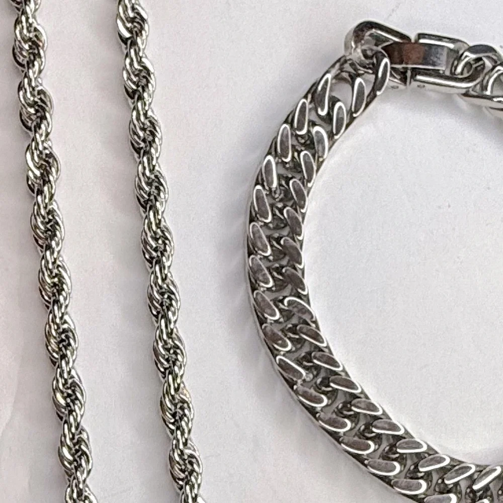 FIUSEM Men’s Stainless Steel Silver tone  Set chain & bracelet New in a box